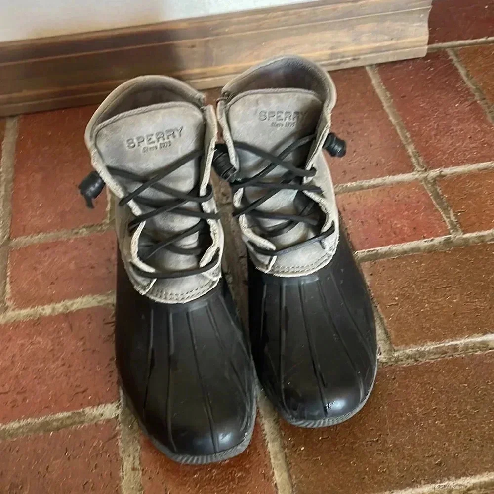 Sperry Saltwater Duck Boots Womens 6.5M‎ Grey Black Leather Waterproof STS81732